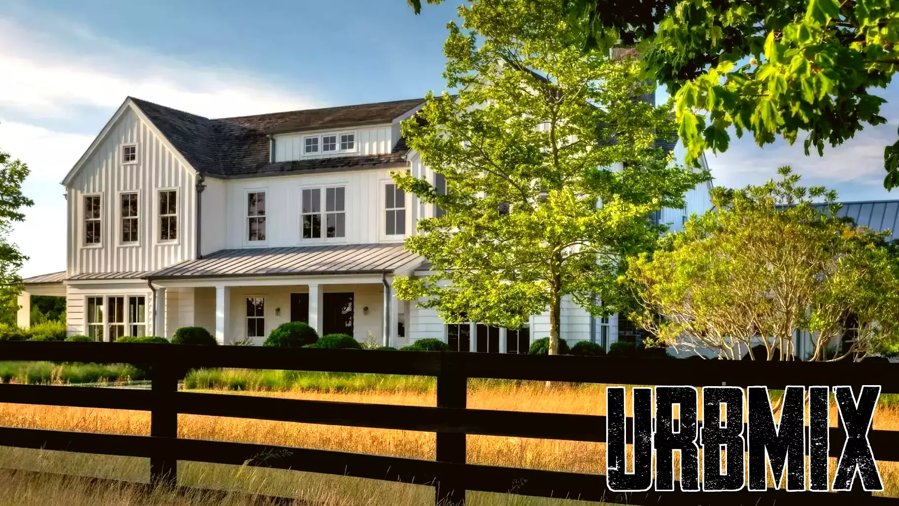 A Former Paramount Exec Lists Hamptons Mansion for Nearly $20 Million