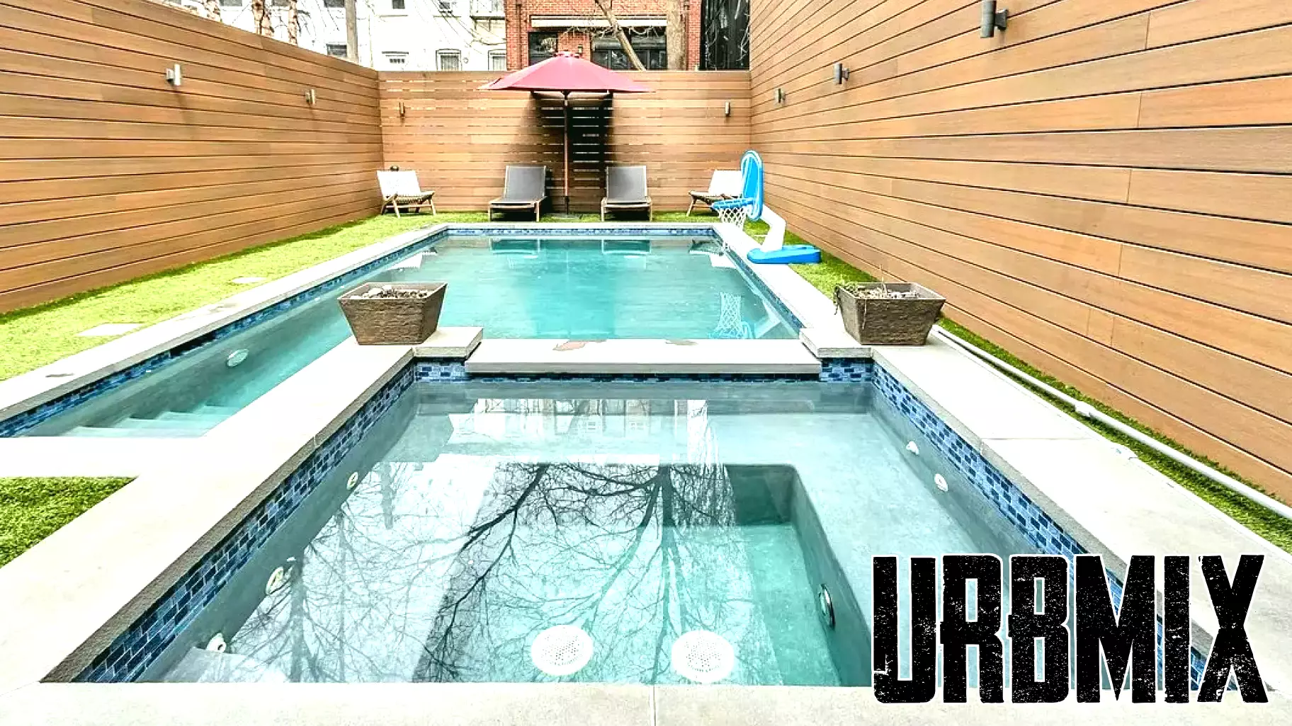 Choosing Your Ideal Pool: In-Ground vs. Penthouse Luxury