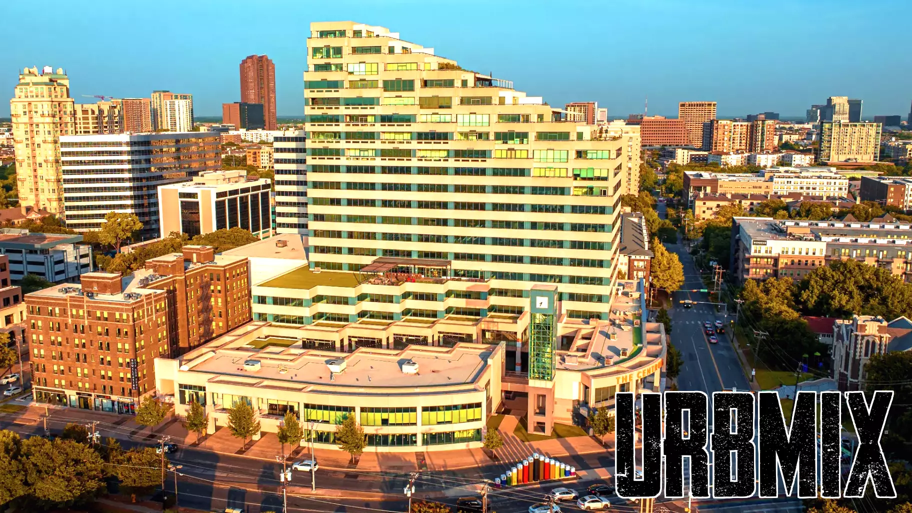 Dallas Stars arena development partner buys Oak Lawn building