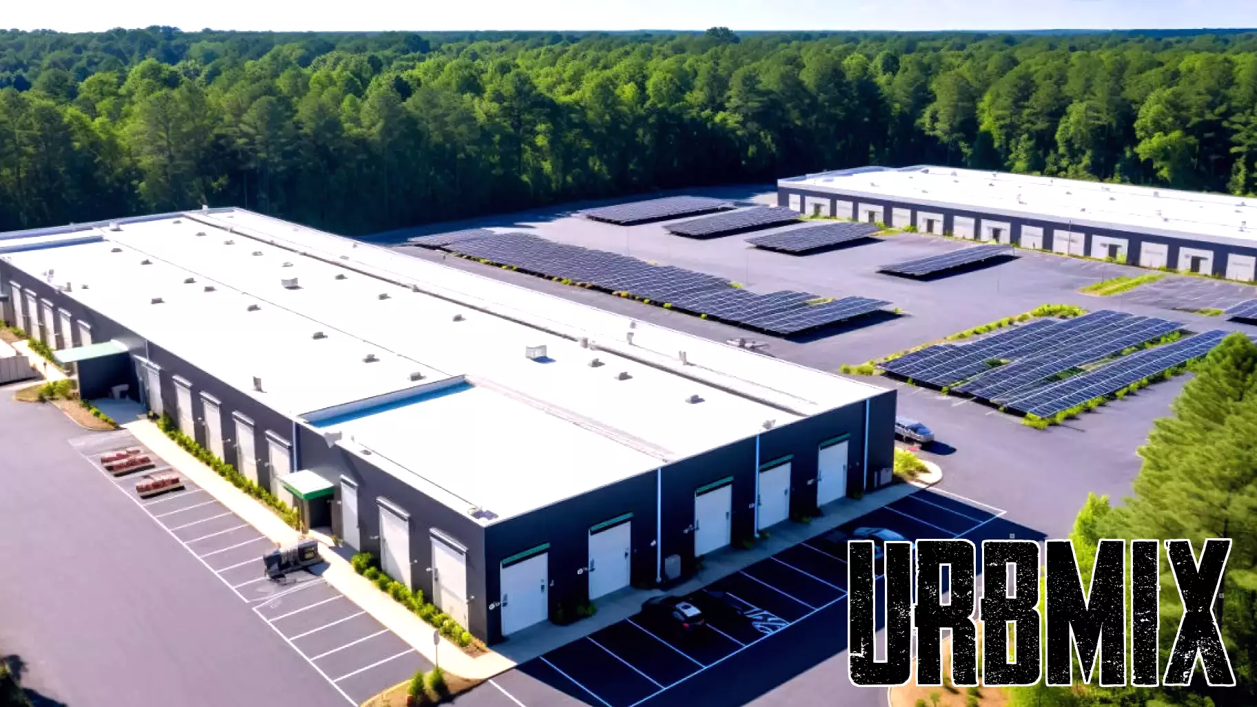 Is Public Storage a Top Choice Among Billionaire Investors?