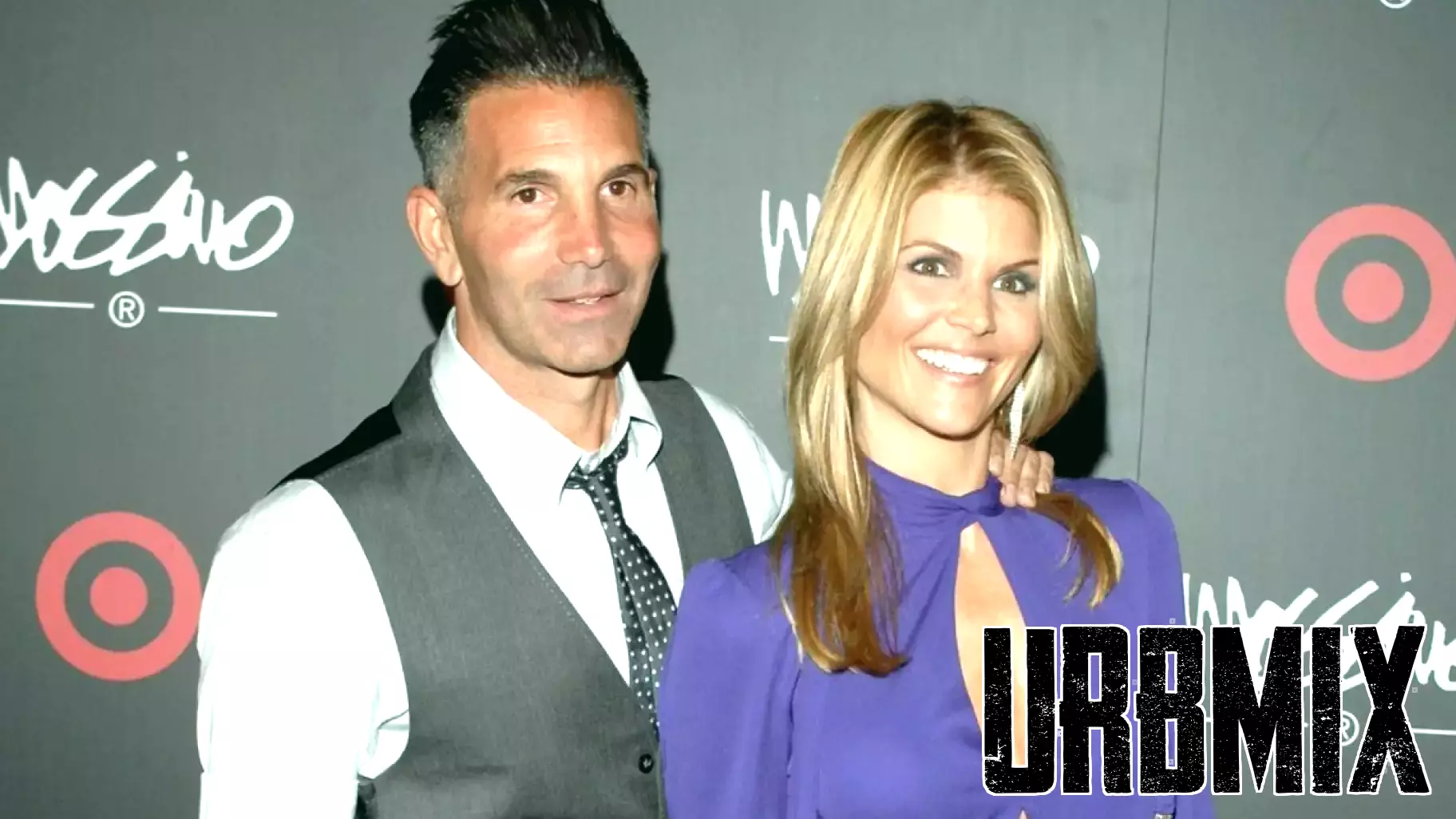 Lori Loughlin Files for Divorce From Mossimo Giannulli—Months After Offloading Their $17 Million L.A. Mansion
