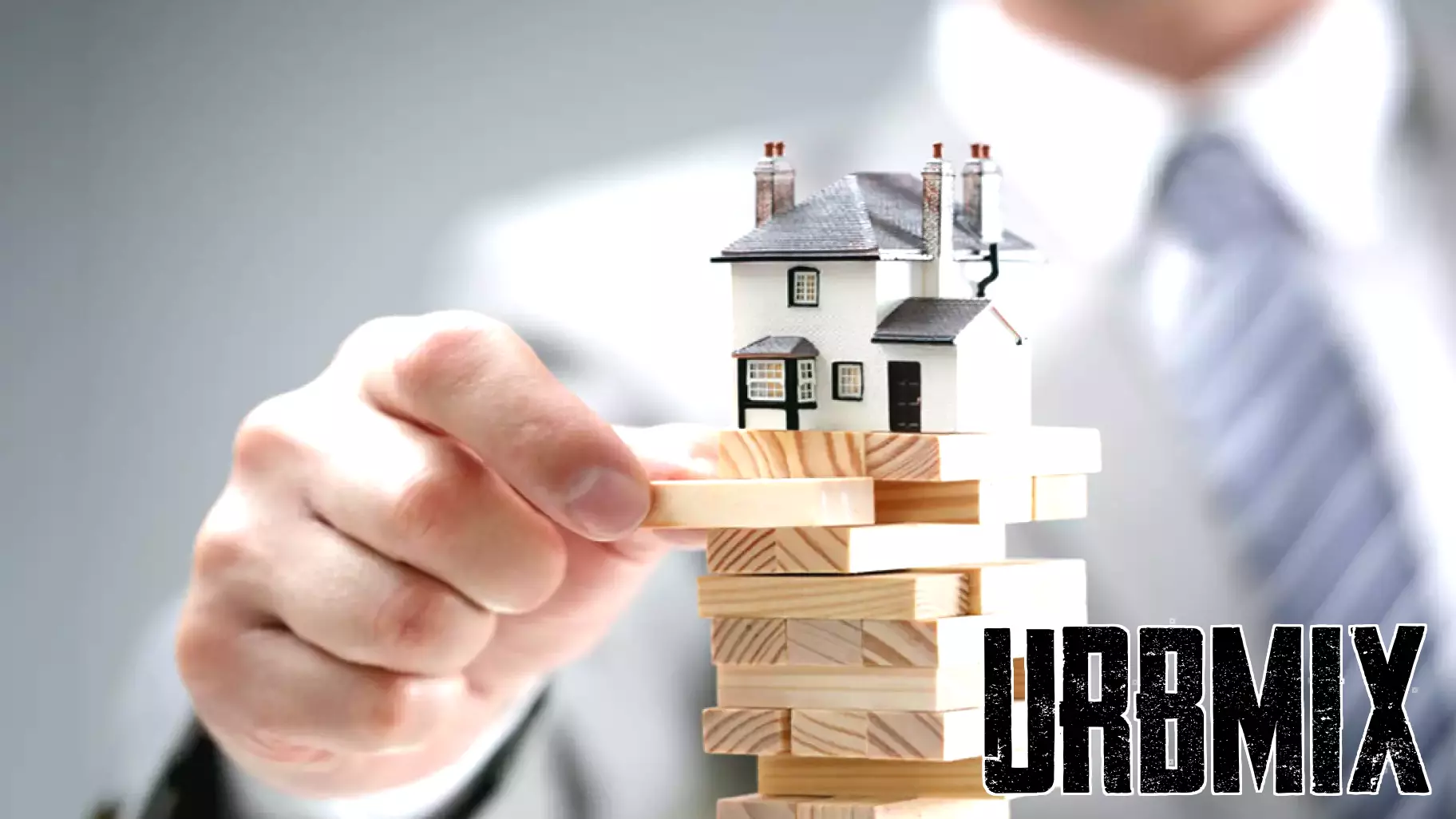 One-Third of Americans Expecting a Housing Crash—Experts Say Don’t