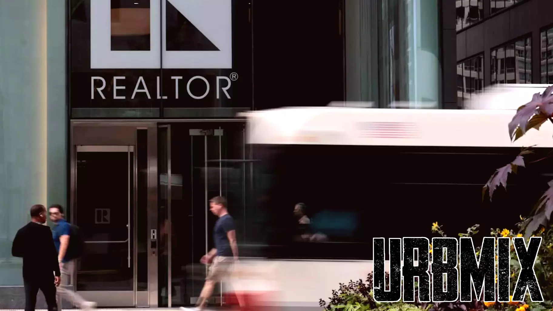 Real Estate Agent Commissions Remain Steady Despite New Rules