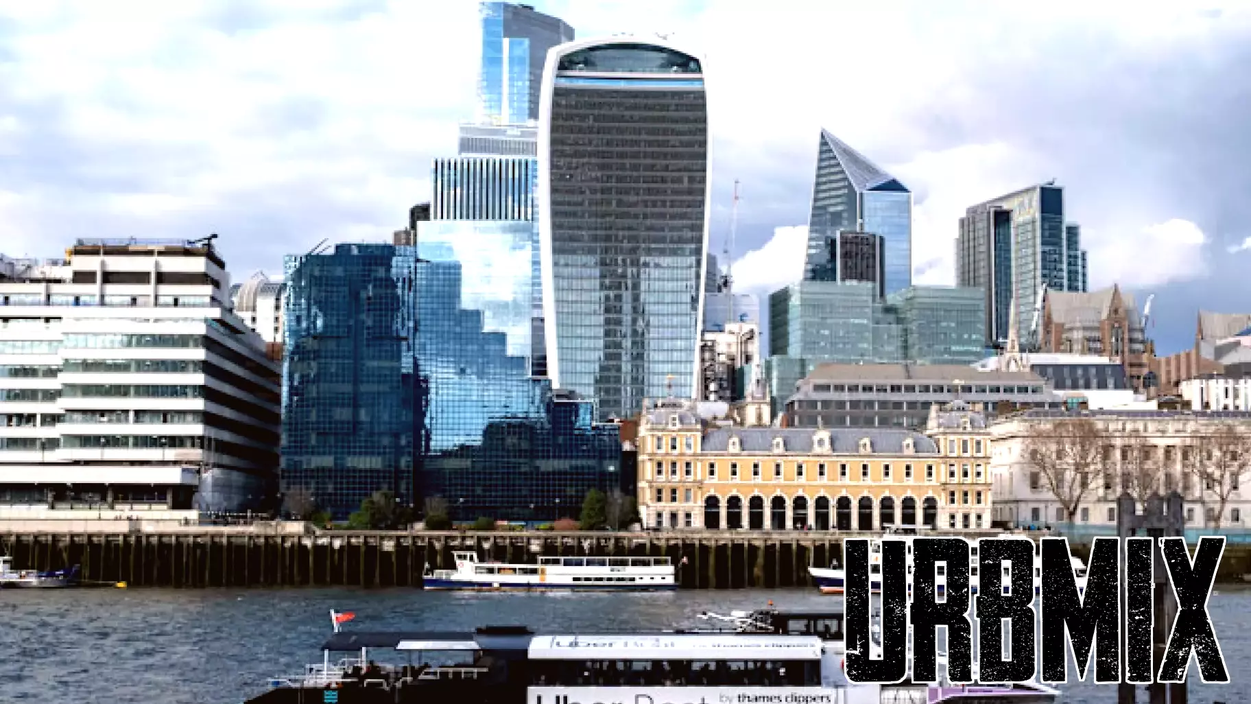 Retail investors turn away from commercial property holdings