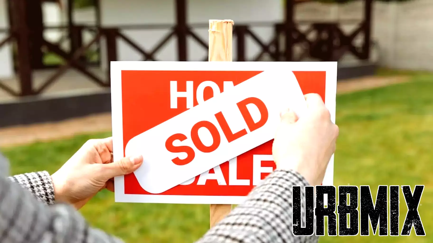 Smart Moves and Big Mistakes for Home Buyers and Sellers