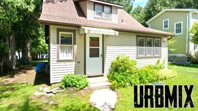 Charming Cottage Available on Green Lake in Farmington, WI