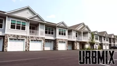 Frustrated Homebuyer Calls Out Misleading Real Estate Photos